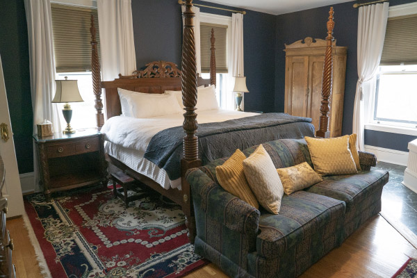 Gifford Room in Canandaigua, NY | 1840 Inn on the Main